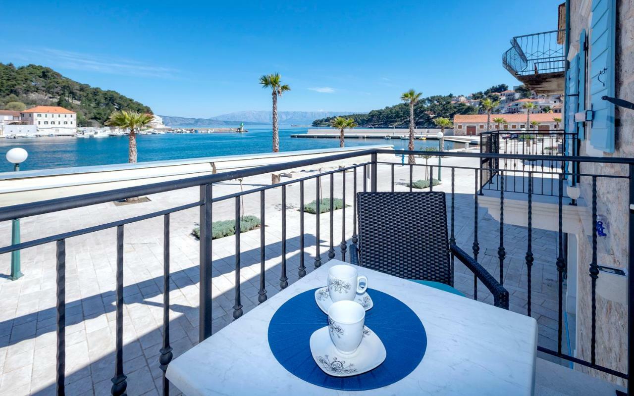 Villa Riva เยลซา ภายนอก รูปภาพ